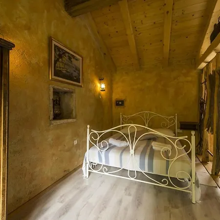 Village Miljavci * Pazin