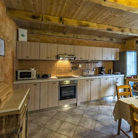 Village Miljavci * Pazin